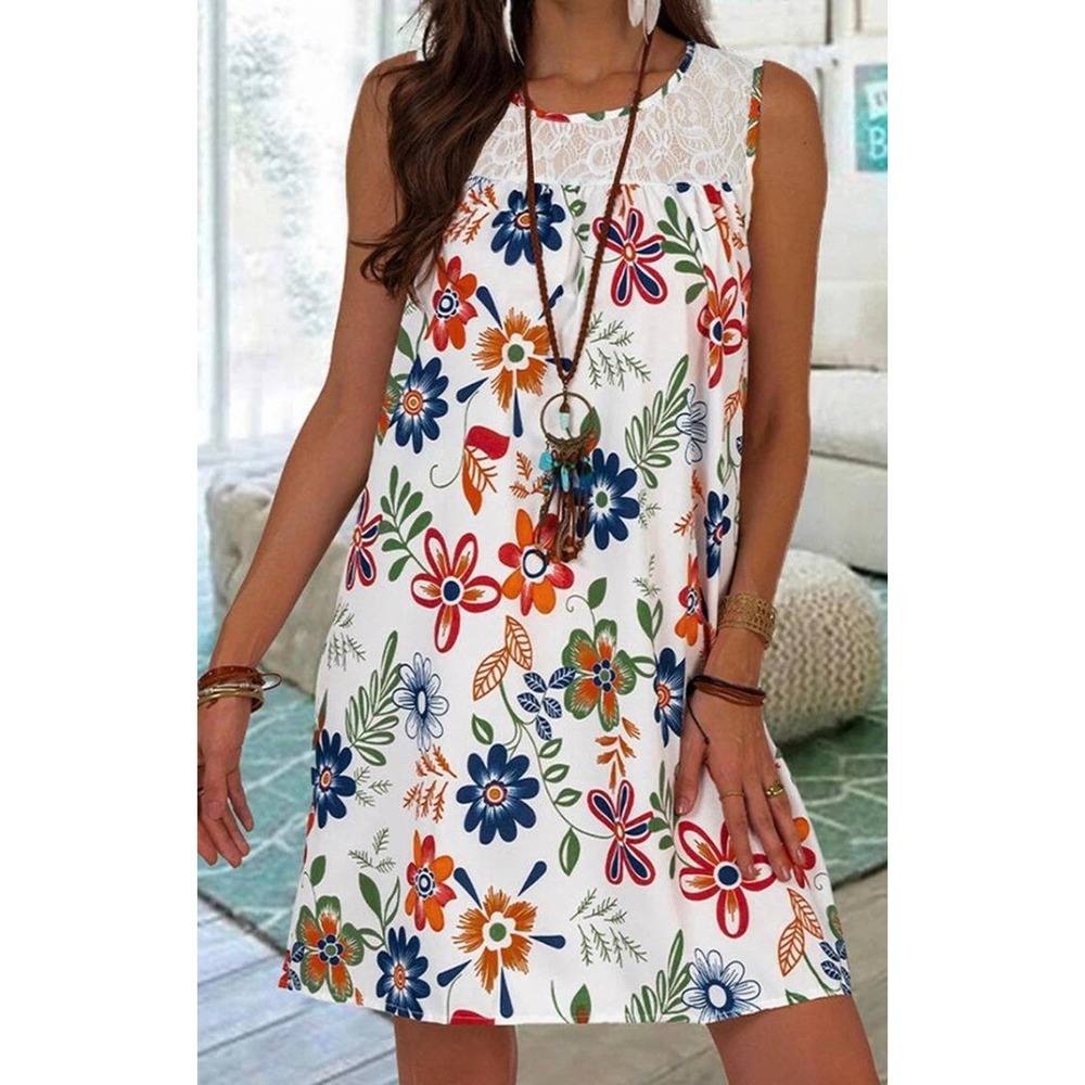 White Floral Mini BOHO STYLE Dress SIZE SMALL - 23